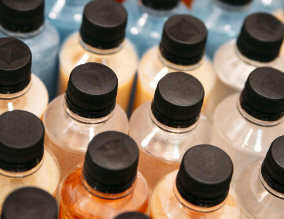 plastic-bottles-closeup plastic-bottles-closeup